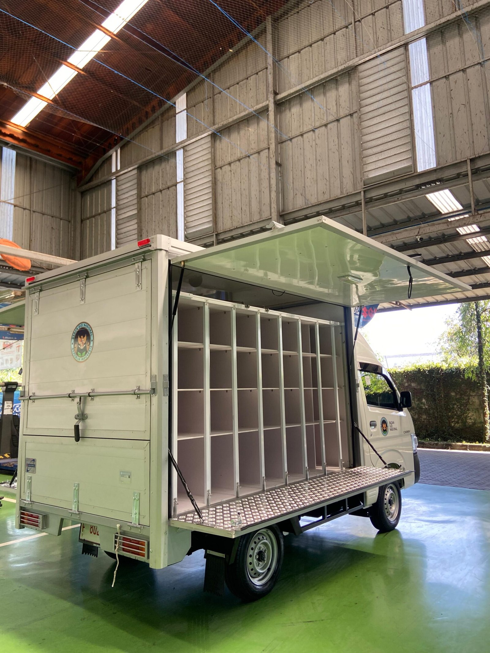 Suzuki New Carry BOX MBG – Mobil Program Makanan Bergizi Gratis